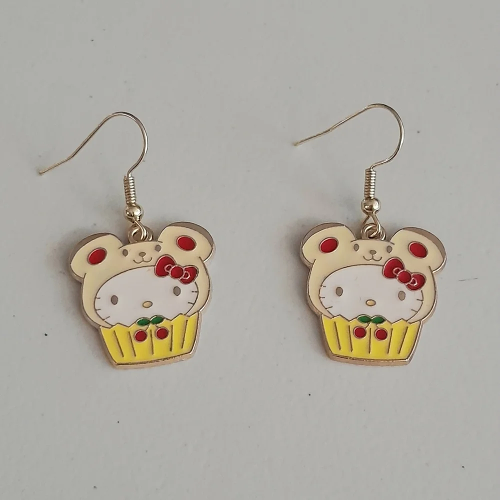 Enamel Kitty with a Teddy Bear Cap Necklace, Earrings & Bracelet Set